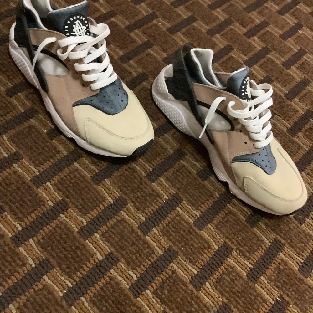 Nike Huarache Tan and Gray Sneakers